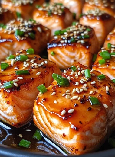 Honey Garlic Salmon Bites
