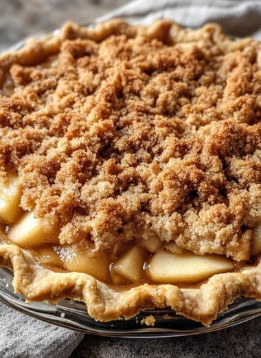 Dutch Apple Pie (with a Buttery Crumb Topping)