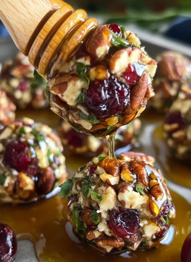 Mini Cranberry Pecan Goat Cheese Balls
