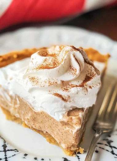 Gingerbread Cream Pie